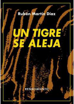 Un tigre se aleja